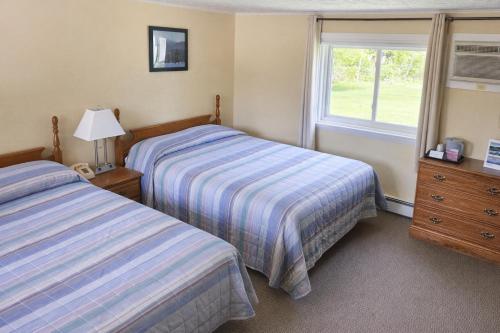 Gallery image of Wilson Lake Inn in Wilton