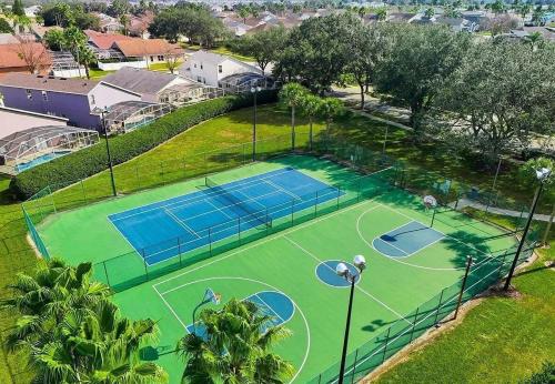 4BR King Beds 12 Guest Disney Game Rm Heated Pool photo 40