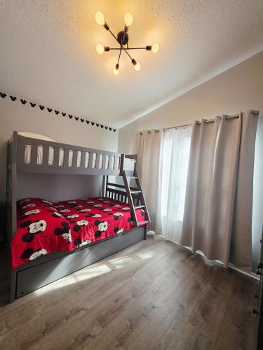 4BR King Beds 12 Guest Disney Game Rm Heated Pool photo 11