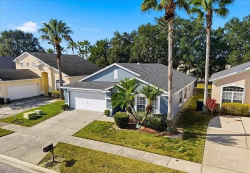 4BR King Beds 12 Guest Disney Game Rm Heated Pool photo 35