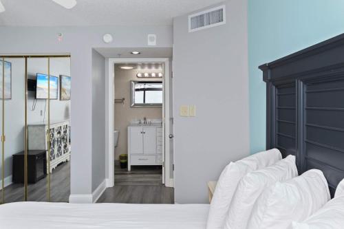 Charming Beach View 3BR King Pool B152 photo 18