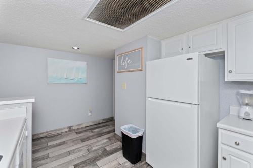 Charming Beach View 3BR King Pool B152 photo 39