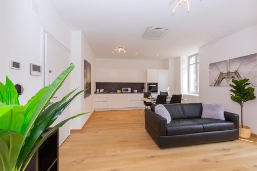 Heart of Lugano Apartment with Balcony - Happy Rentals