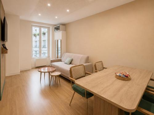 HOP LE MARAIS Corporate Suites