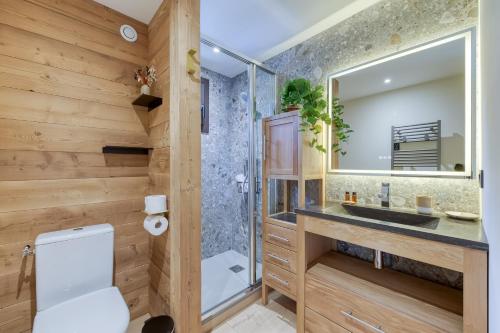 Le Refuge Des Lacs Mont-Blanc View Retreat - Happy Rentals