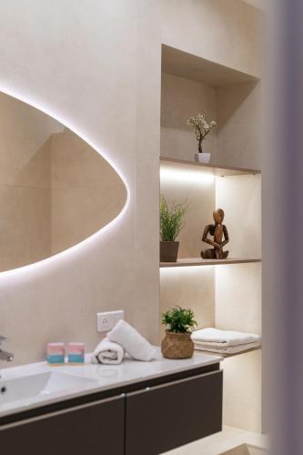 "Le Zen" by EnjoyNice, central spacious apartment with Airco, beach at 10 min