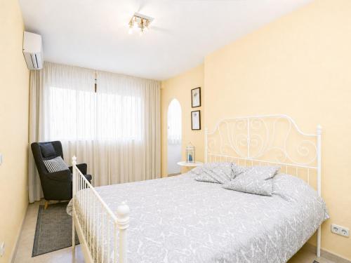 Cubo's Apartment Mayoral Front Line Marbella