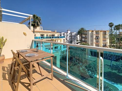 Two-bedroom Penthouse Apartment Next to the Sea