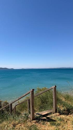Sunny Bay Escape House