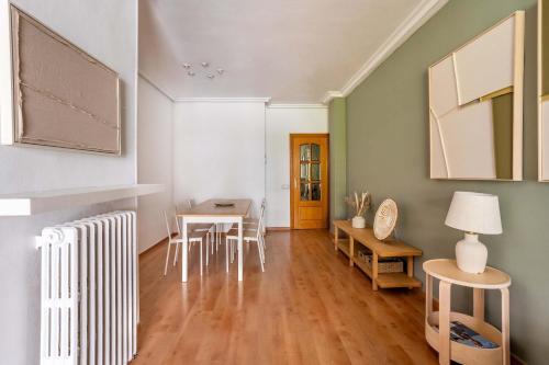 The Collection Barcelona - Plaza España 4BD 2BTH with terrace