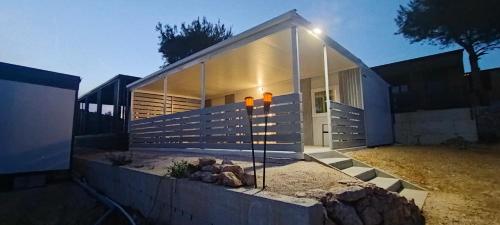 Sunset Mobile Home with Outdoor Shower