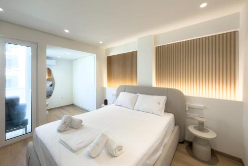 Modern Hive Suite in Athens