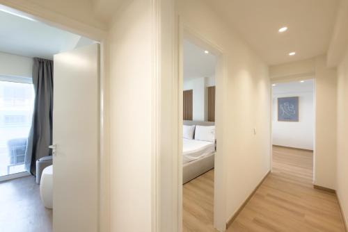 Modern Hive Suite in Athens
