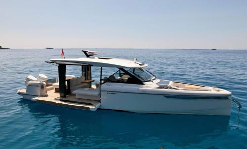 Luxury Boat Cruise in Crete