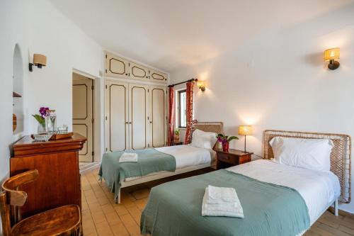 Villa Bougainvilea
