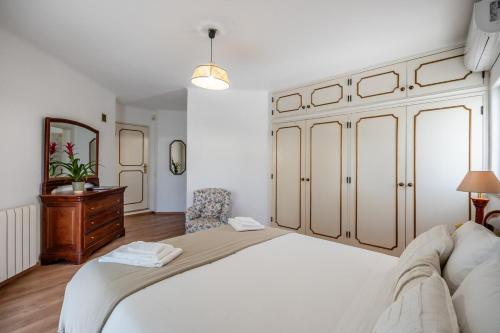 Villa Bougainvilea