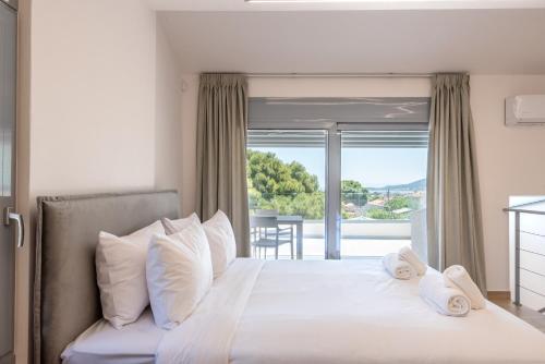 Aether Suites Near Athens Airport By SEM