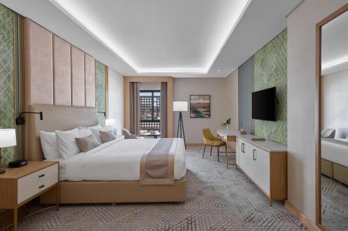 Makarem Haram view suites
