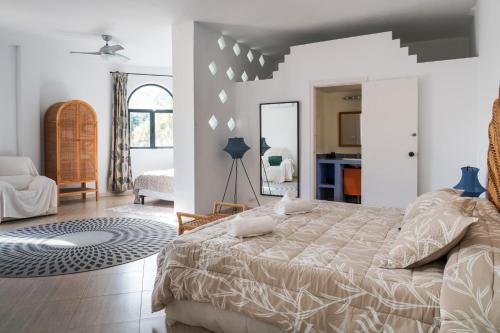 Moroccan Pool House with Seaview