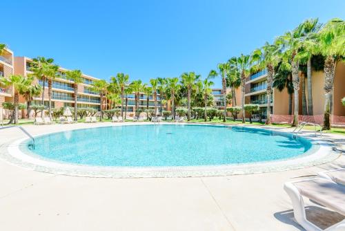 Vila das Lagoas Salgados Retreat