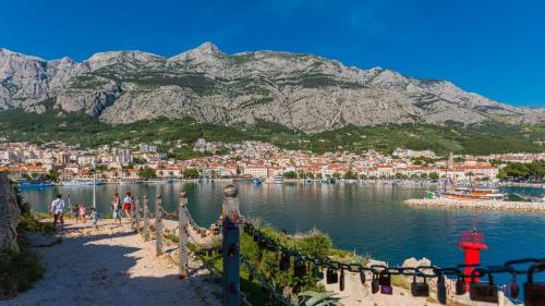 Villa Mandina - Makarska by Villas Guide