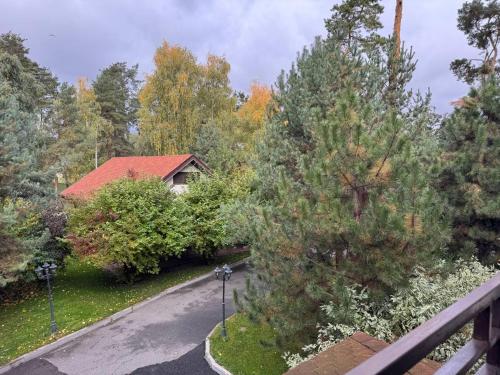 Park-Hotel Kidev — Garden view