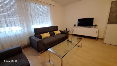 Messe-clarastrasse -Wohnung