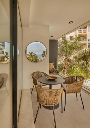 Casa Arbol - Beach view 2 bed apartment in Estepona centre