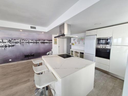 Port Luxury Apartment