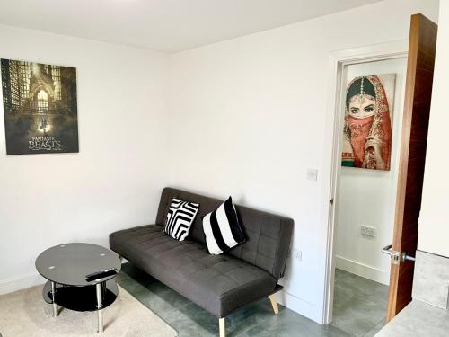 Falcon Crest Lodge - 2BR-Sleeps 7 - Free Parking - Wi-Fi photo 17