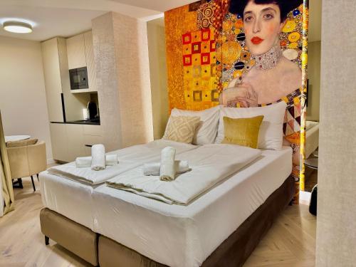 Luxury Design Klimt Apartment