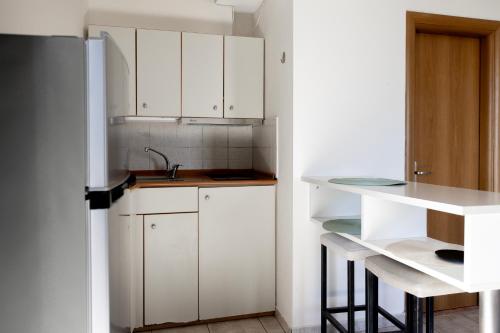 Elia mini Suite E1