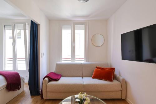Charming apartment near the Eiffel Tower