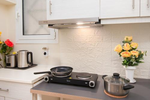 Charming Tosista Apartment -Cozy, Central, Stylish