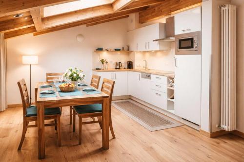 ALPENNEST - Balcony & Sauna Access