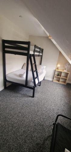 Principality Suites; Three Bed By Property Promise photo 45