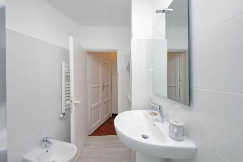 Spacious Prati Apt Near Vatican & Tiber