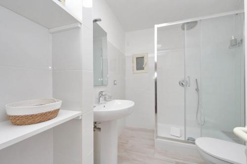 Spacious Prati Apt Near Vatican & Tiber