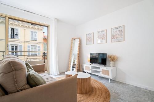 Nice Renting - 2PHILIBERT - Bohemian Terrace Port & Green Promenade