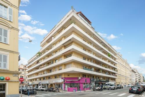 Nice Renting - 2PHILIBERT - Bohemian Terrace Port & Green Promenade