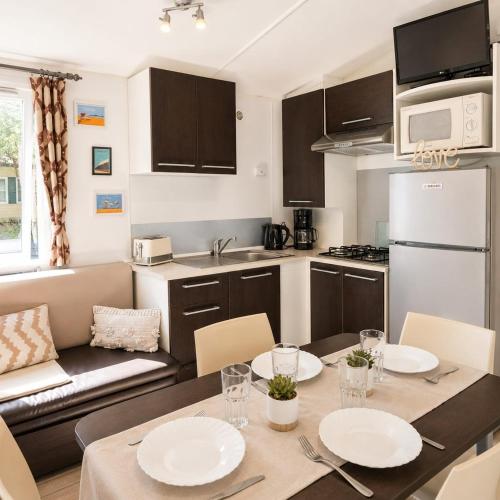 L'Alizé Mobil Home 6 personnes Camping 4 étoiles Piscine Clim Plage à 3 kms Barcarès