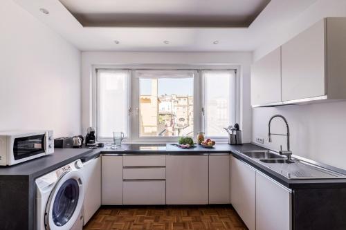 The Best Rent - Bright one-bedroom apartment in the Barberini area