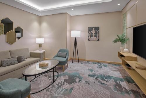 Makarem Haram view suites