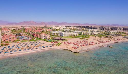 Charmillion Sea Life Resort — Beach
