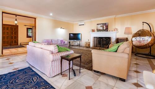 Finca Siete Colchones a Rustic Andalusian Villa