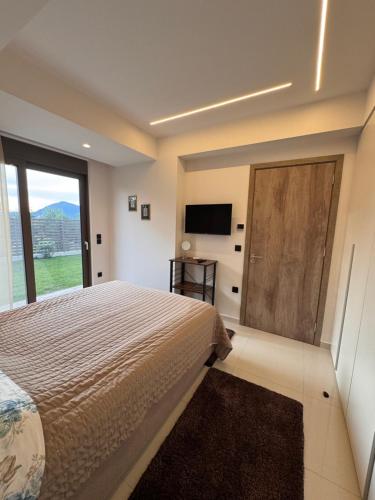 The Minimalist Suite