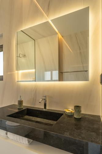Dolit Elegant Villa