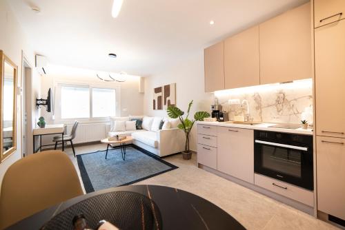 LUMEN Boutique Luxury Suites Delfon