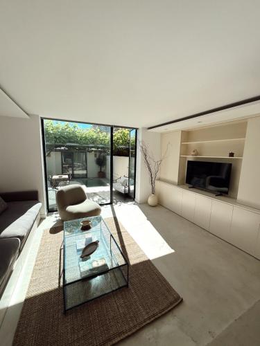 Casa con piscina privada para alquiler temporal