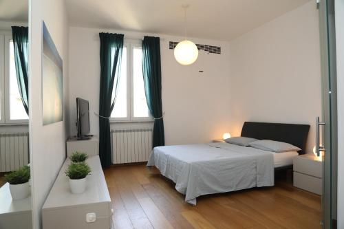 2BR modern silent apartment in Porta Pia